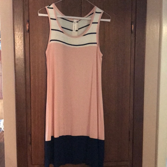 Dress - Picture 1 of 3